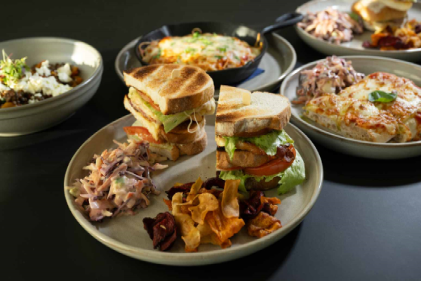 Cafes & Restaurants On Campus