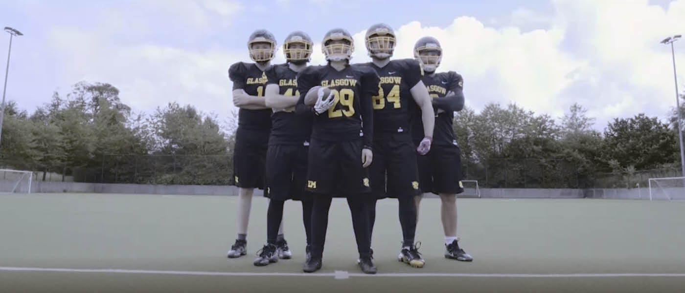 American football team stood in a line