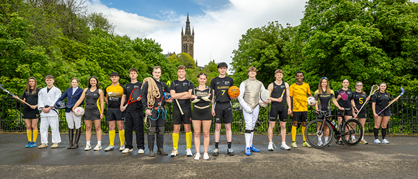 Members of the GUSA in Kelvingrove park