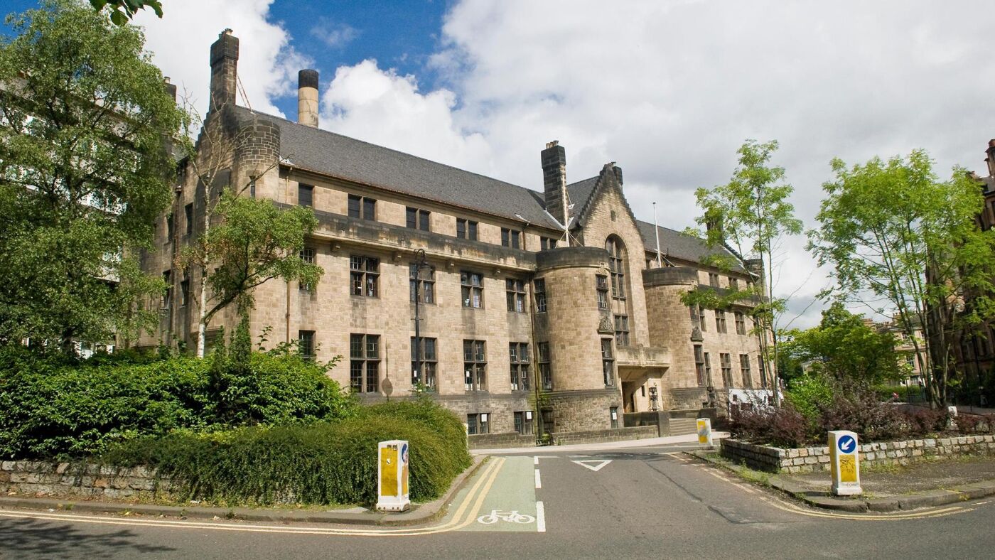 Glasgow University Union on a sunny day from the corner of Kelvin Way and University Ave
