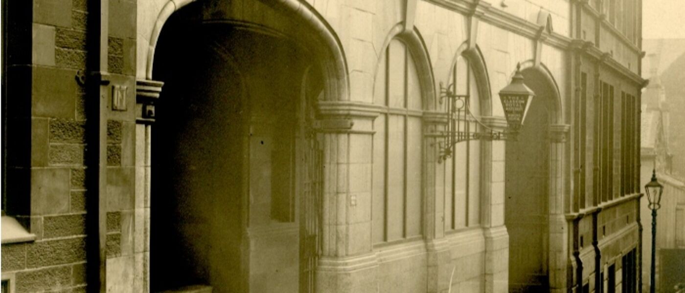 Rottenrow Hospital portico GGHB Archives