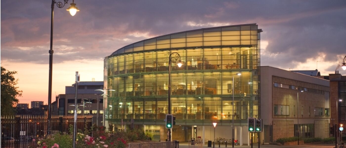 Wolfson Medical School building in the  evening light (photo library)