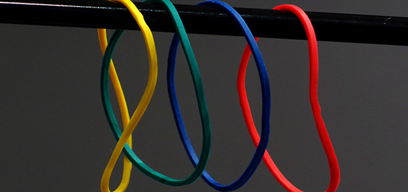 Coloured elastic bands